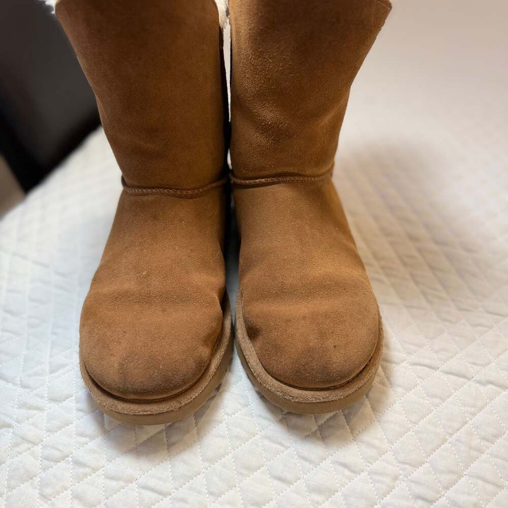 UGG Constantine Chestnut Suede Sheepskin Lined Boots Size 9 - Picture 3 of 10